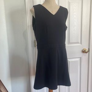 Resource dress sleeveless jumper V-neck stretch knee length black women’s size M